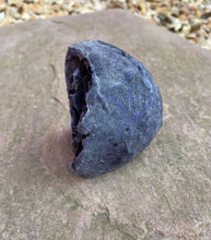 Load image into Gallery viewer, Noble Green Perching Dragon Agate