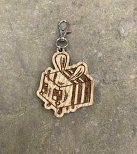 Load image into Gallery viewer, Adorable Bee Wooden Engraved Keyring Charm