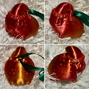 3D Printed Christmas Hat Rain Frog Bauble