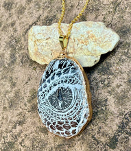 Load image into Gallery viewer, Black Dragon Eye Agate