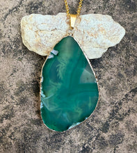 Load image into Gallery viewer, Dice Guard Dragon Agate