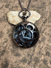 Load image into Gallery viewer, Night Fury Pocket Dragon