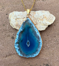 Load image into Gallery viewer, Blue Dragon Eye Agate