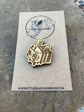 Load image into Gallery viewer, Adorable Bee Wooden Engraved Pin Badge