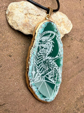 Load image into Gallery viewer, Dice Guard Dragon Agate