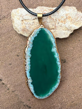 Load image into Gallery viewer, Dice Guard Dragon Agate