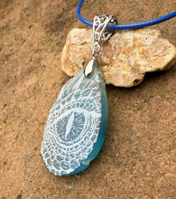 Load image into Gallery viewer, Blue Dragon Eye Engraved Agate