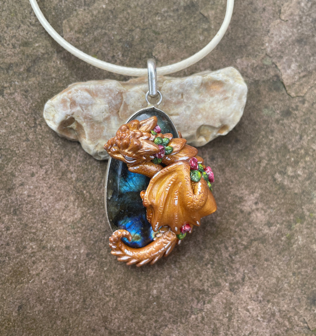 Flower Labradorite Dragon Pendant