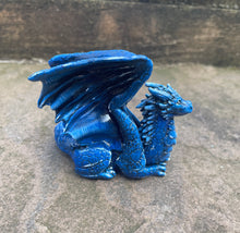 Load image into Gallery viewer, Blue Resin Dice Dragon