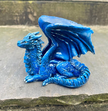 Load image into Gallery viewer, Blue Resin Dice Dragon