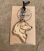 Load image into Gallery viewer, Wolf Bust Wooden Engraved Keyring Charm