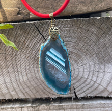 Load image into Gallery viewer, Noble Red Dragon Agate Pendant