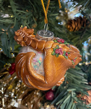 Load image into Gallery viewer, Golden Flower Dragon Bauble