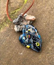 Load image into Gallery viewer, Umbreon Painted Stone Pendant