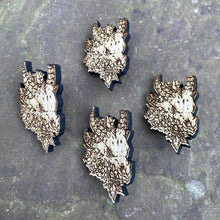 Load image into Gallery viewer, Dragon Skull Engraved Pin Badge