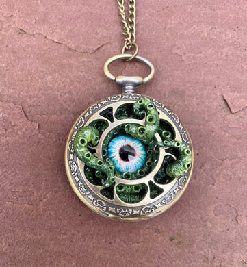 Piercing Blue Eyed Pocket Kraken
