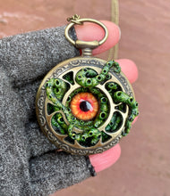 Load image into Gallery viewer, Orange Eyed Pocket Kraken